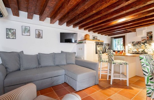 San Polo Apartment | Quiet Apartment in San Polo