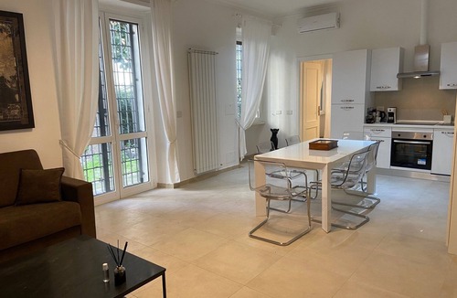 Parioli Apartment | Quiet Garden Apartment in Parioli