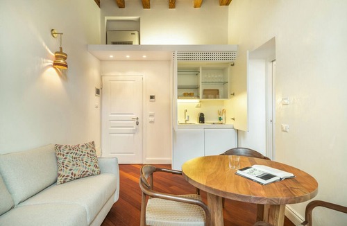 Dorsoduro Apartment | Rafts Bright Loft R&R