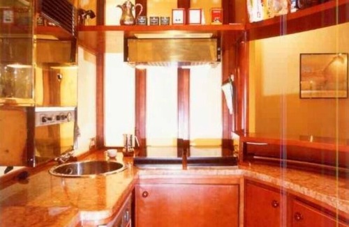San Polo Apartment | Refined apartment in the city center with luxury finishing. Romantic Apartment.