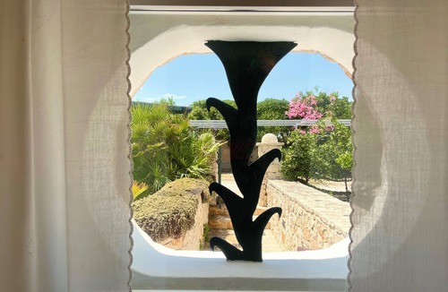 Villanova Apartment | Refined & Charming Garden Suite directly by the Sea – for 2 Guests