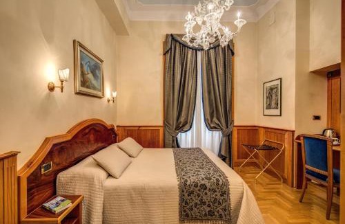 Rome City Centre House | Relais Conte Di Cavour De Luxe