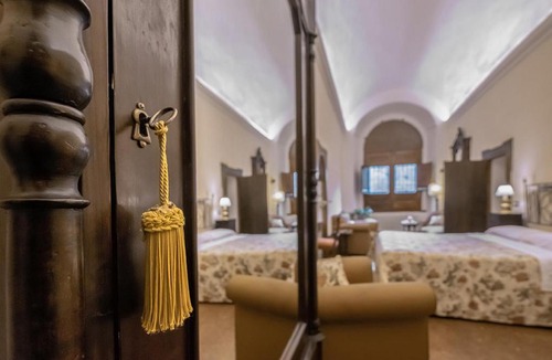 Meta Hotel | Relais Villa Giusso