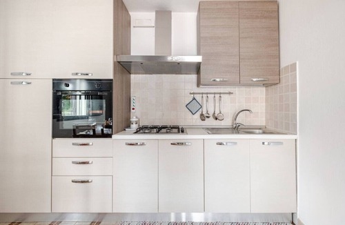 Ognina Apartment | Relax in a Villa Near the Sea with a Private Terrace