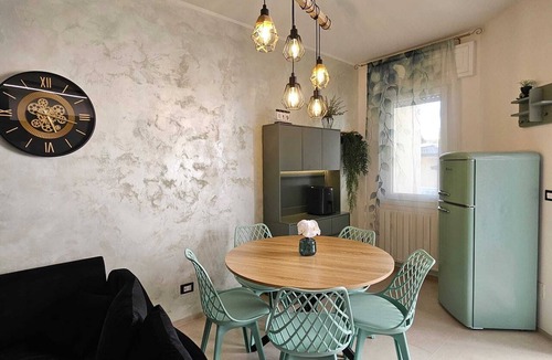 Rosapineta Apartment | Relaxation and the beach just a stone's throw from the sea.