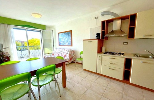 Torre di Fine Apartment | Relaxing Coastal Stay in Lido Altanea