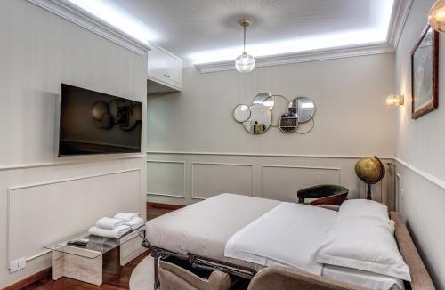 Rome Province Apartment | Repubblica Historical Apartment