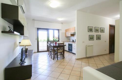 Isola Sacra Apartment | Residence Speedy Lovely Suites - 9 Appartamenti Fino a 52 Ospiti - Fiumicino Airport