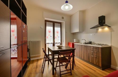 Campobasso Apartment | Residenza La Donzella - Appartamento rosso