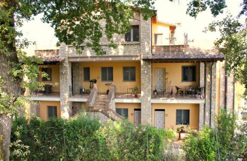 Collepepe House | Residenze l'Alberata