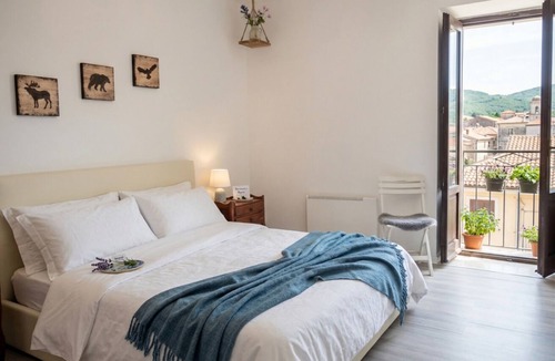 Bojano House | Retreat in the old town, Base for the Matese