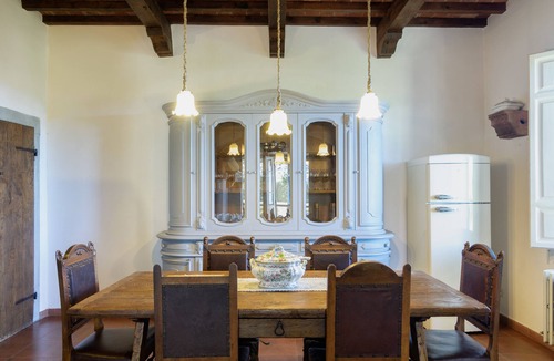 Castiglione del Lago Villa | Ridiculously Beautiful Villa. Lake View, Large Private Garden, Olives, Vineyards