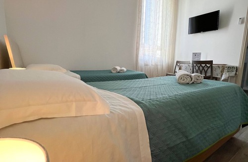 Quartiere XXXIII Lido di Ostia Ponente Bed & Breakfast | Rifugio San Francesco