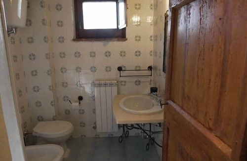 Castiglione della Valle House | Rifugio San Michele 4