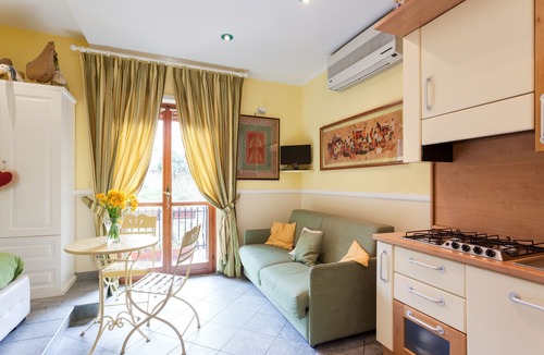 Quartiere XIII Aurelio Apartment | Roma Studio Vatican City