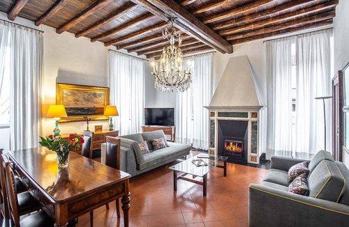 Rione IV Campo Marzio Apartment | ROMAC Leone V Unique 5-bdr near the Spanish Steps