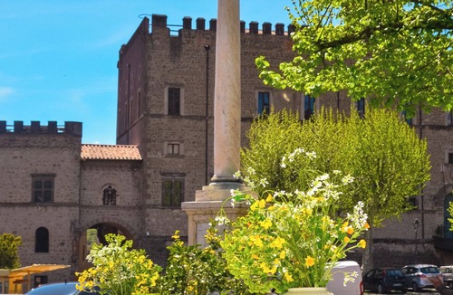San Gregorio da Sassola House | Roman Castle Getaway: Romantic Cottage