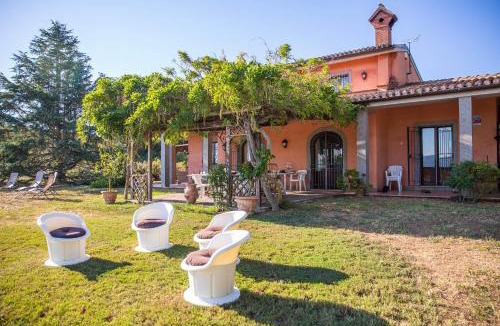 Sutri Villa | Roman Villa with private Pool and park