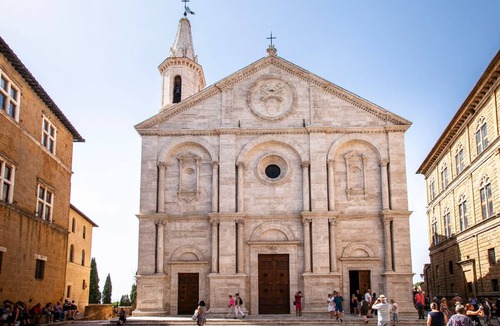 Pienza House | Romantic apartment located in the heart of Pienza.