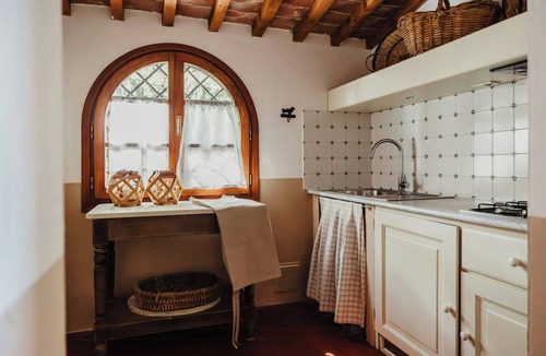 Bibbona Apartment | Romantic retreat in the woods of Magona