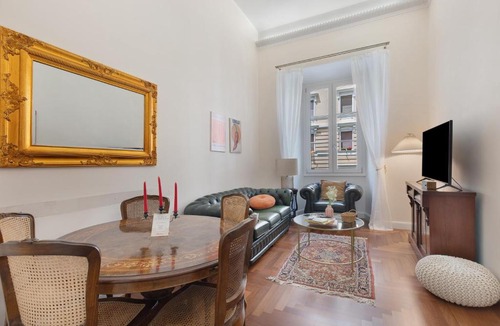 Salario Apartment | Romantica Flat near Villa Borghese