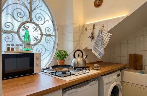 Fiuggi Apartment | Romantico Appartamento con Vista Mozzafiato Perfetto per 2 Persone