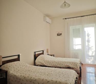 Garbatella Apartment | Rome Cozy Central Home