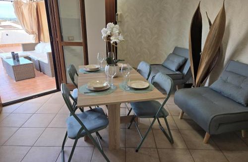 Nettuno Apartment | Rooftop Penthouse - Sea & Mountain Views - Rome