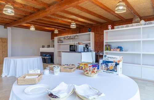 Fondo Morte Apartment | Room 206 at 'Le Saline Marzamemi' with Wi-Fi and Air Conditioning