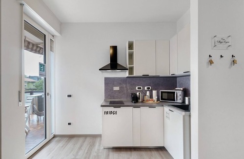 Campalto Apartment | Room 'Camera Rialto' with Wi-Fi and Air Conditioning