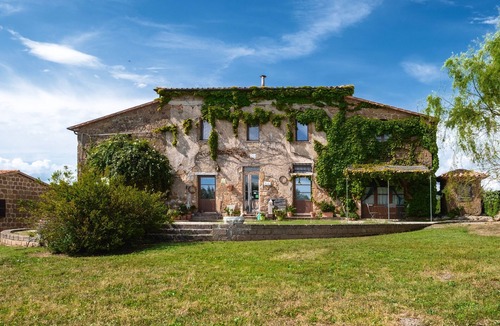Sorano Apartment | Room 'Camera Sud' with Shared Pool, Shared Terrace and Wi-Fi