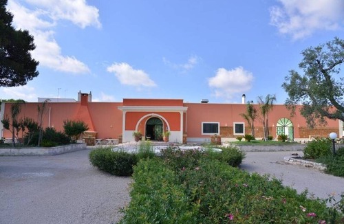 Salice Salentino Apartment | Room 'Casale San Giovanni - Camera 4' with Shared Terrace, Wi-Fi and Air Conditioning