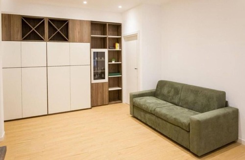 Tuscolano Apartment | RoomApartment Rome: 1 Bedroom Apartment
