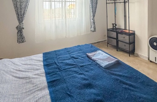 San Pietro Bed & Breakfast | Root and Rise - Double Room with Shared Bathroom