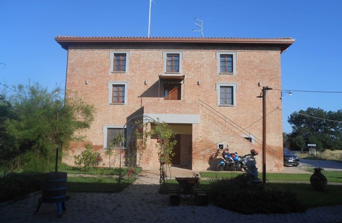 Castiglione del Lago Apartment | Rotreiher-Urlaub am Trasimeno-See by Interhome