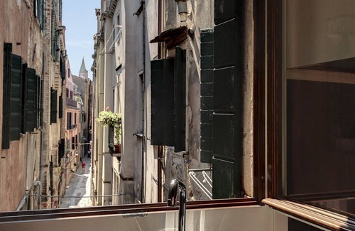 San Polo Apartment | Rugabella Rialto by Wonderful Italy