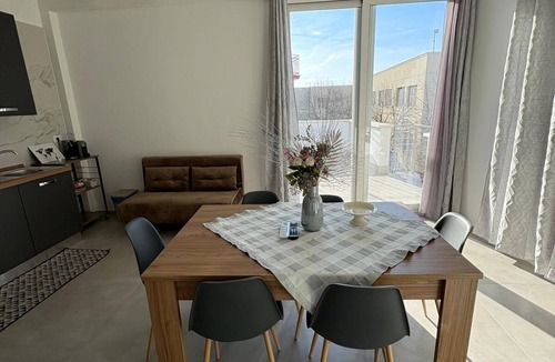 Palo del Colle House | San Vito Apartment