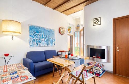Monti Apartment | Santa Maria Maggiore Apartment - Monti District by RHR