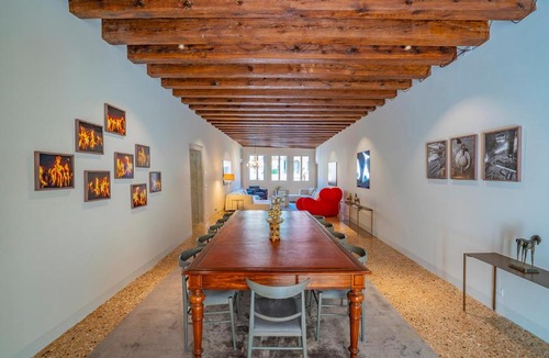 Cannaregio Apartment | Sartor Apartment with Canal View and Private Court