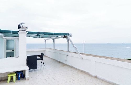 Santa Marinella House | SEA FRONT! Villa with Exclusive Panoramic Terrace.