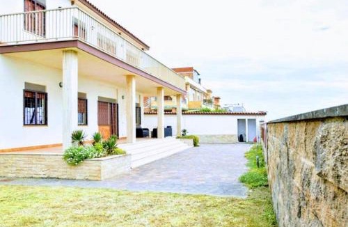 Torvaianica Apartment | Seafront apartment 2 in Villa near Rome