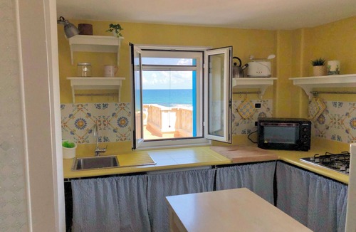 Villanova Apartment | Seafront Home with Large Panoramic Sea-View Terrace – Marina di Ostuni
