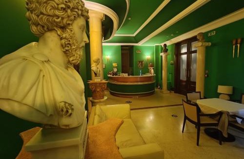 Fiumicino Hotel | Seccy Hotel Boutique Art & Museum