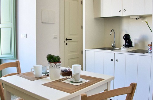 Montalbano Apartment | Second floor suite/apartment with terrace