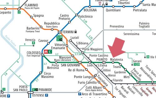Prenestino-Labicano House | Semi-central room Eratostene - Metro straight to Colosseum!