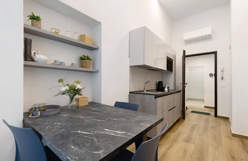 Prato Apartment | 'Ser Lapo - Dimora Ser Lapo' with Wi-Fi and Air Conditioning