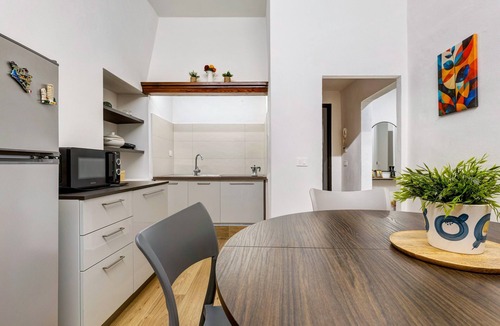 Prato Apartment | Ser Lapo - Loggia Del Mazzei with Wi-Fi and Air Conditioning