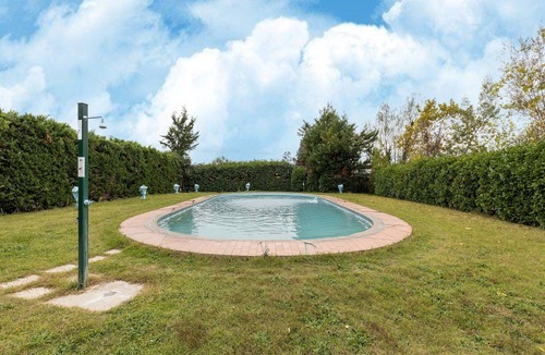 Tuoro sul Trasimeno Apartment | Serene Lakeview Apartment