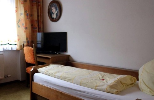 Bramberg am Wildkogel House | Single room in the adjoining house - Landhotel Kaserer