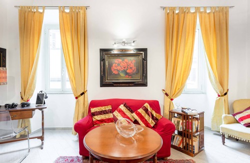 Rione III Colonna Apartment | Sistine House Style HolidayHome SpanishSteps x 6 whole apartment!free wi-fi